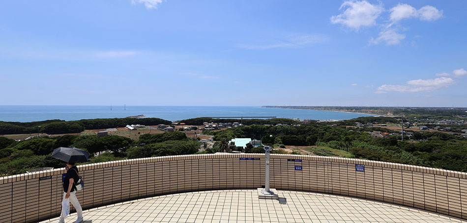 地球の丸く見える丘展望館